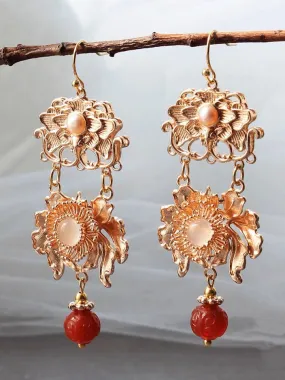 Dangle Earrings: Golden Flowers