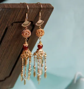 Dangle Earrings: Oriental Goddess