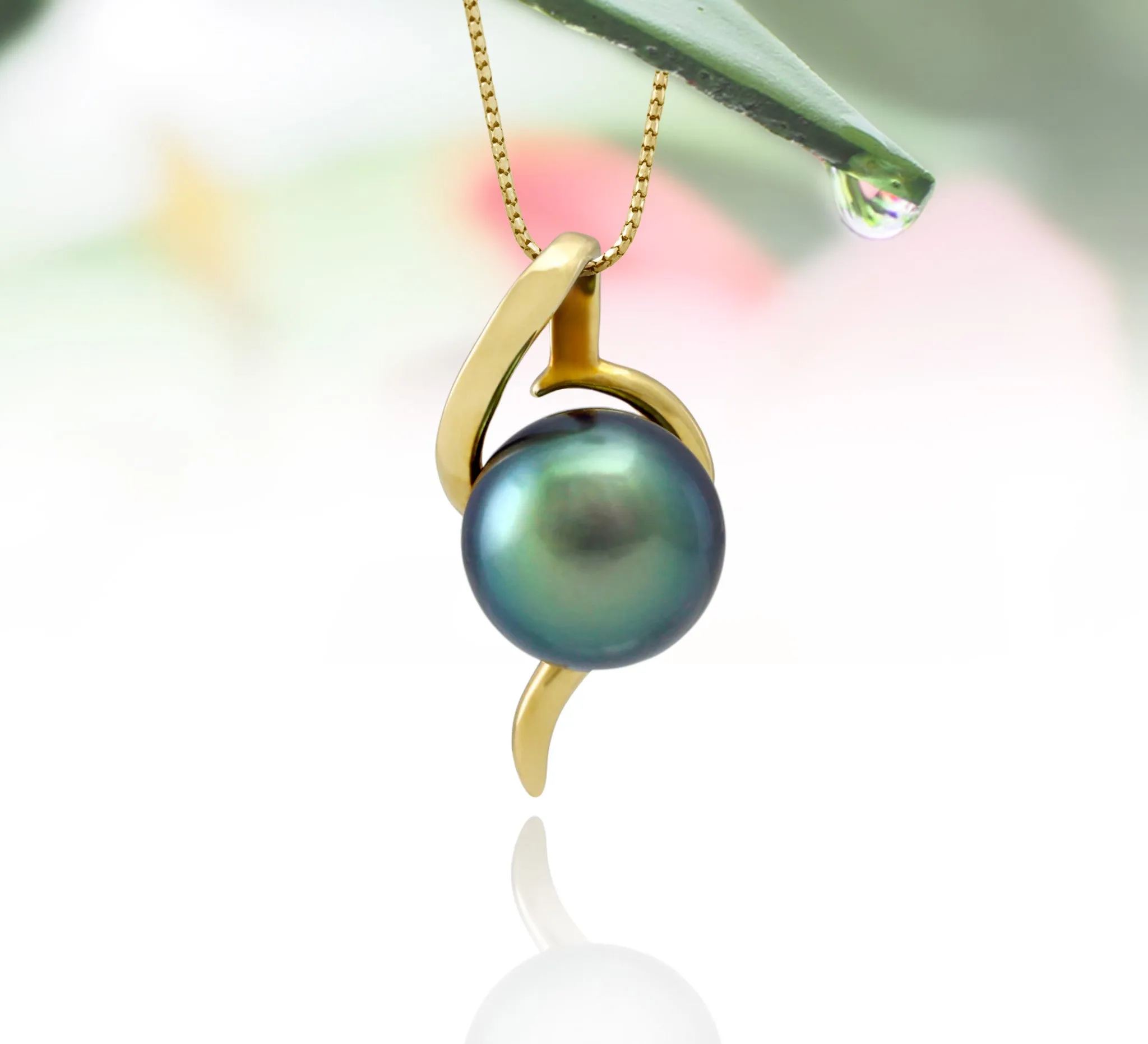 Tahitian pearl pendant in 18k yellow gold - Dewdrops - PEYGPE01096